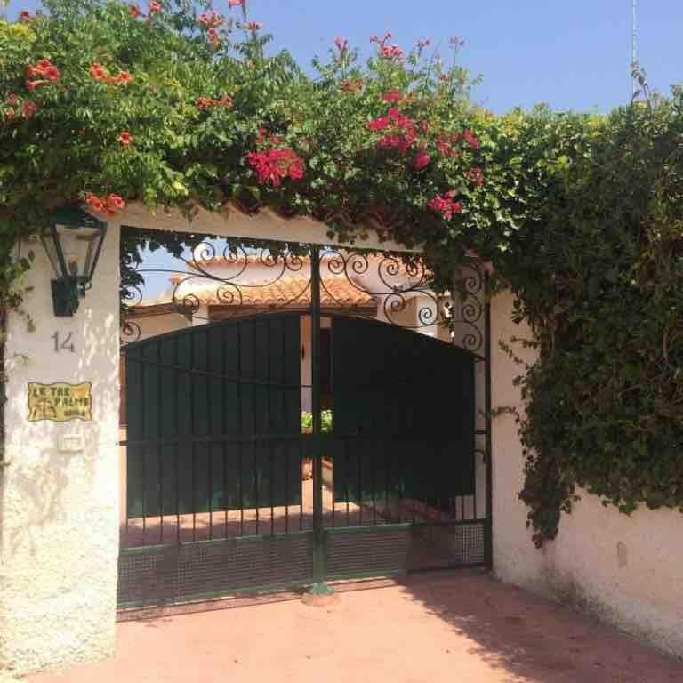 Le Tre Palme Villa Fontane Bianche Luaran gambar