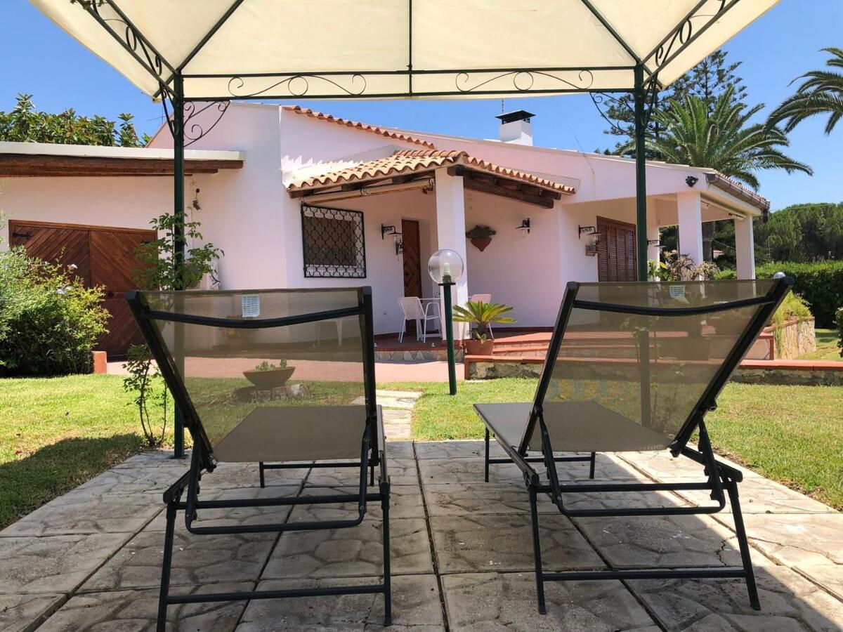 Le Tre Palme Villa Fontane Bianche Luaran gambar
